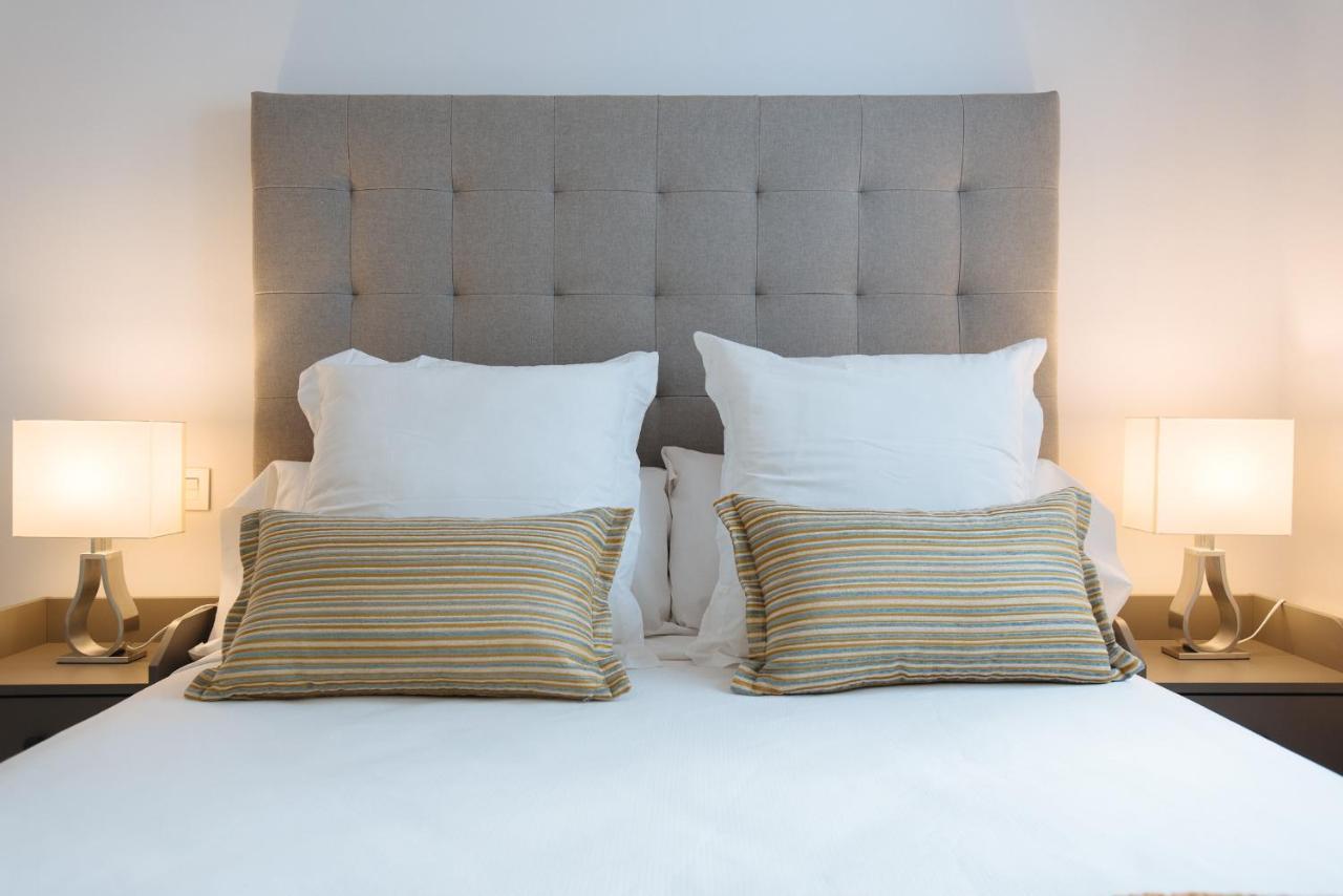 Triana Boutique Free Parking Apartment เซบีญา ภายนอก รูปภาพ