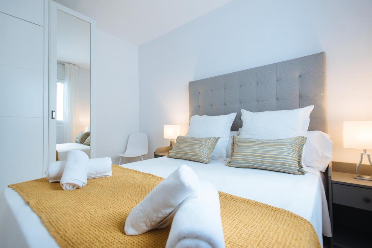 Triana Boutique Free Parking Apartment เซบีญา ภายนอก รูปภาพ