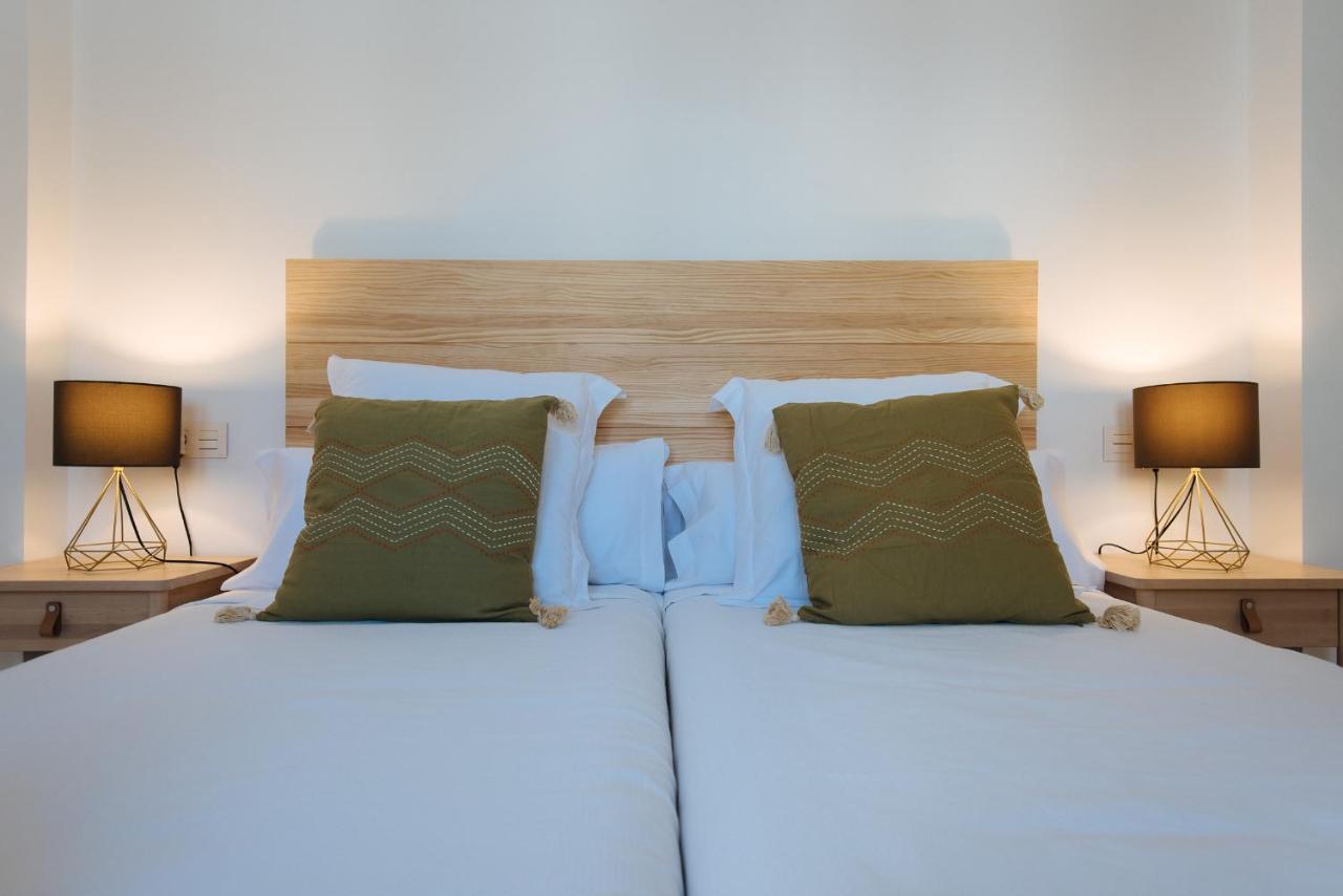 Triana Boutique Free Parking Apartment เซบีญา ภายนอก รูปภาพ